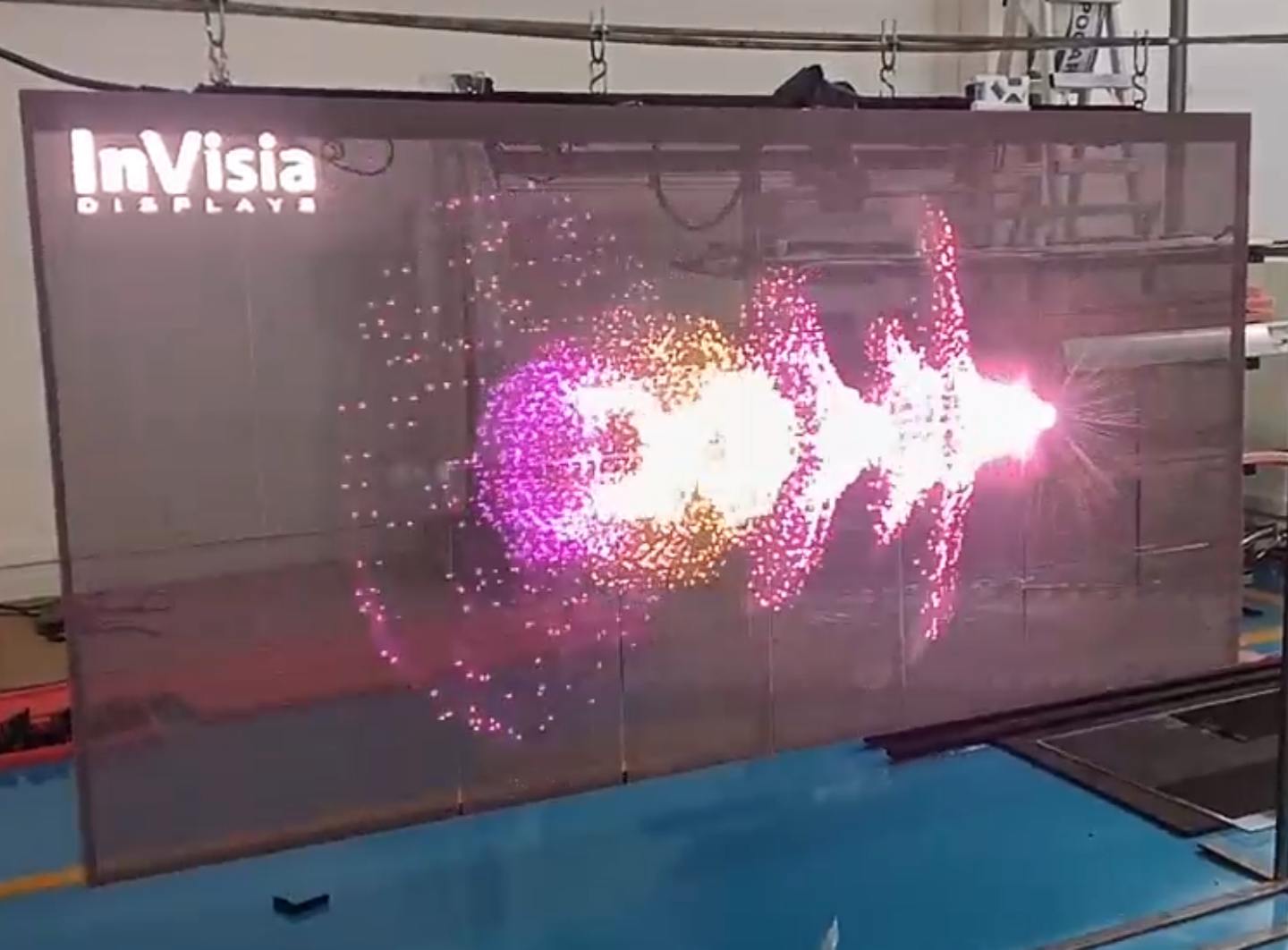 InVisiadisplay-vitra series