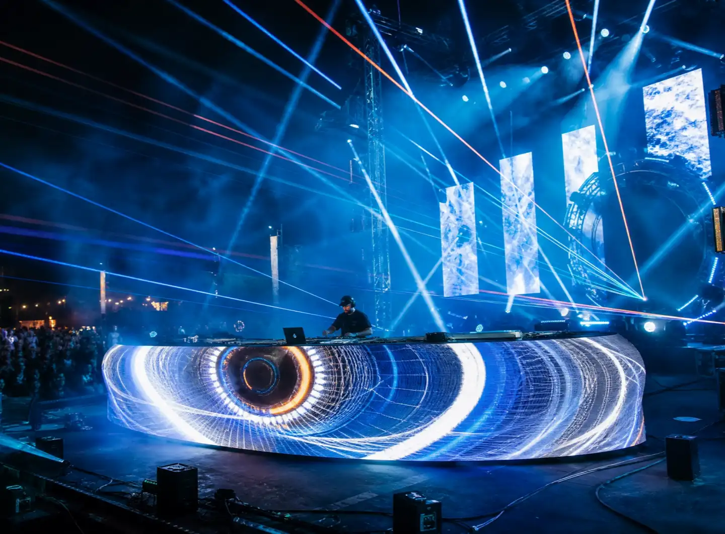 led dj booth